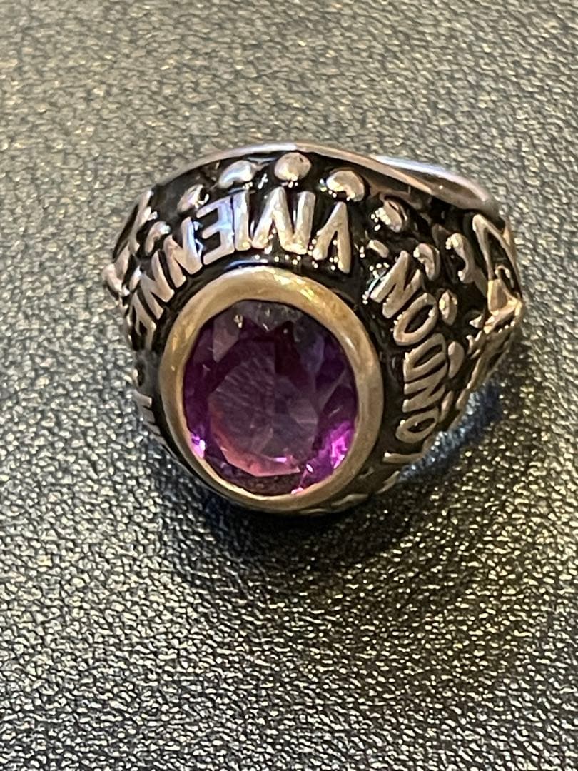 正月限定セール！廃盤 Vivienne Westwoodオーブ カレッジリングM