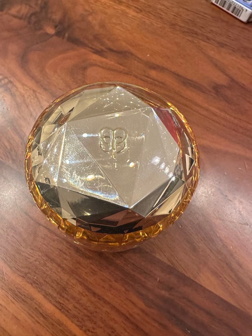 クリームファンデーション ベージュ