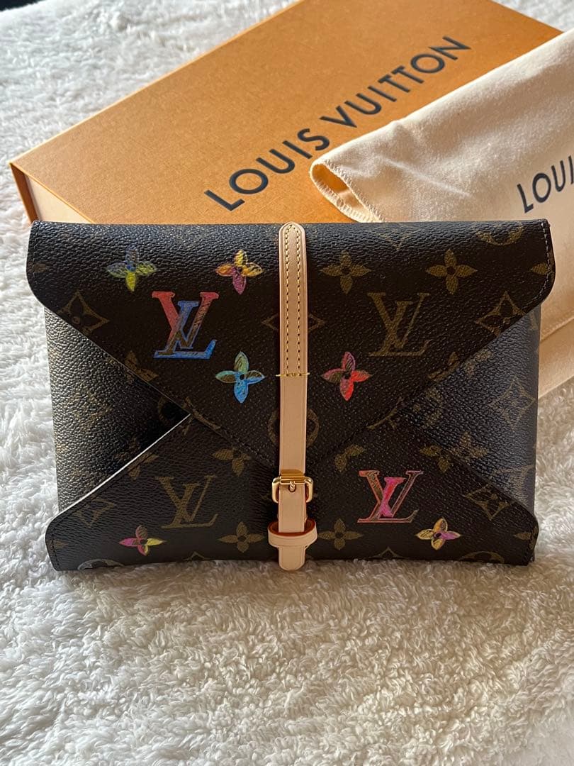 ⭐︎未使用⭐︎Louis Vuitton ルイヴィトン 12エテュイ 色鉛筆
