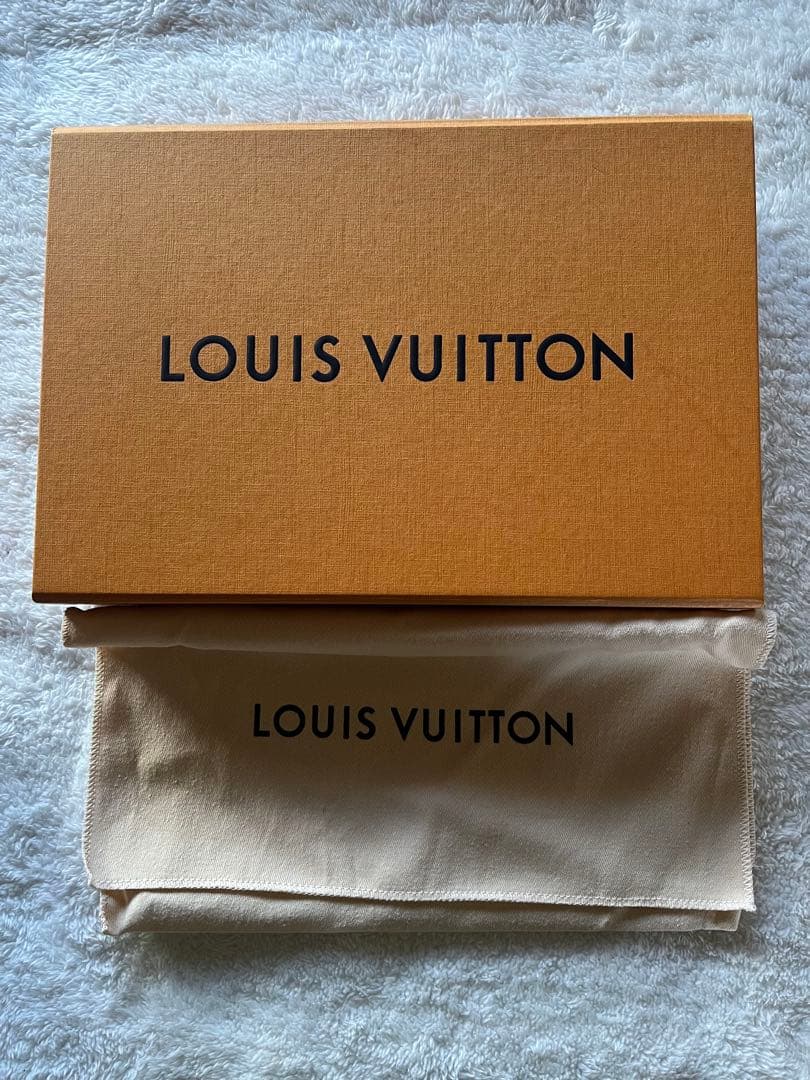 ⭐︎未使用⭐︎Louis Vuitton ルイヴィトン 12エテュイ 色鉛筆