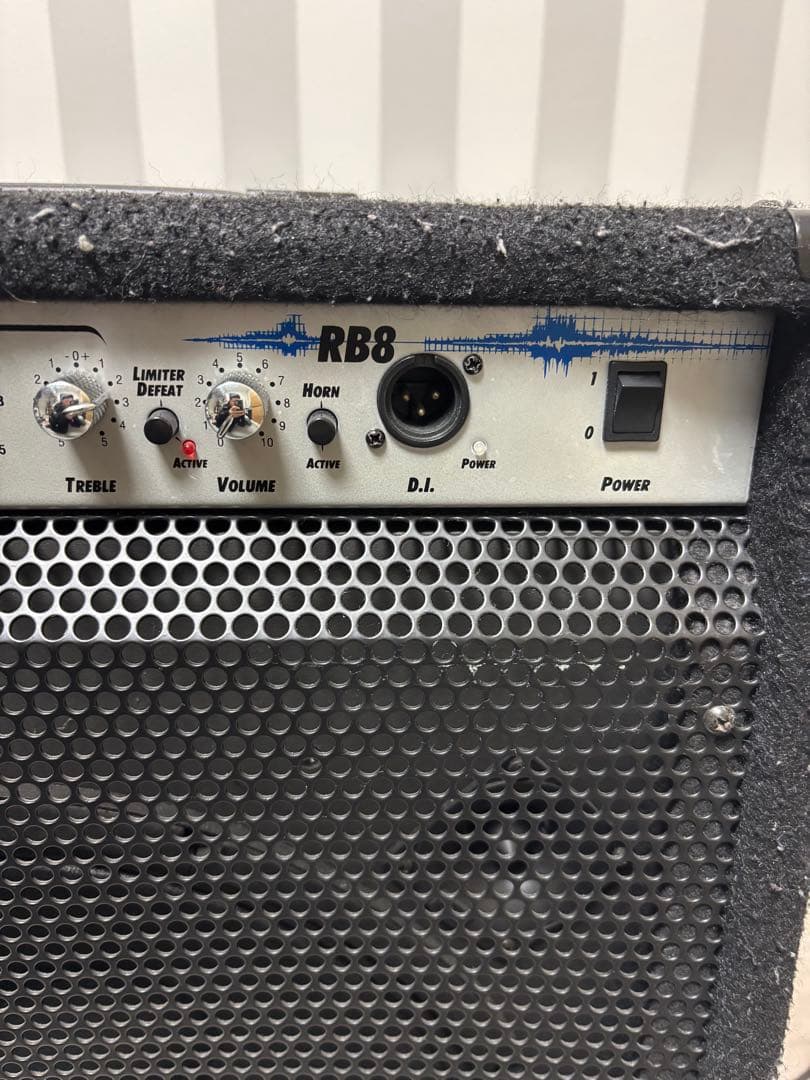 Laney アンプ　RB8 レイニー ベースアンプ