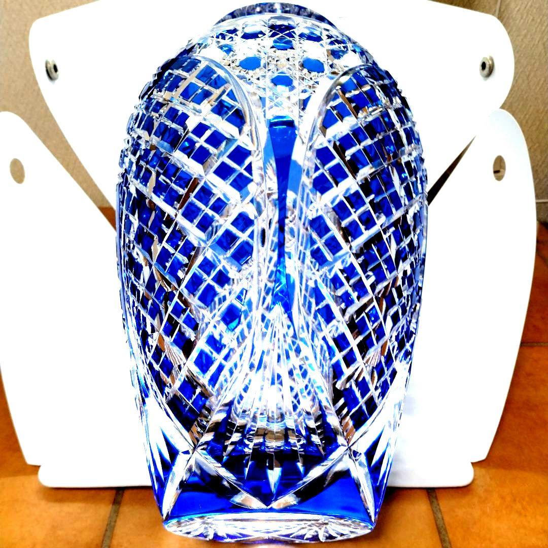 新品未使用カガミクリスタル江戸切子笹っ葉八角籠目文花瓶花器フラワーベース薩摩切子