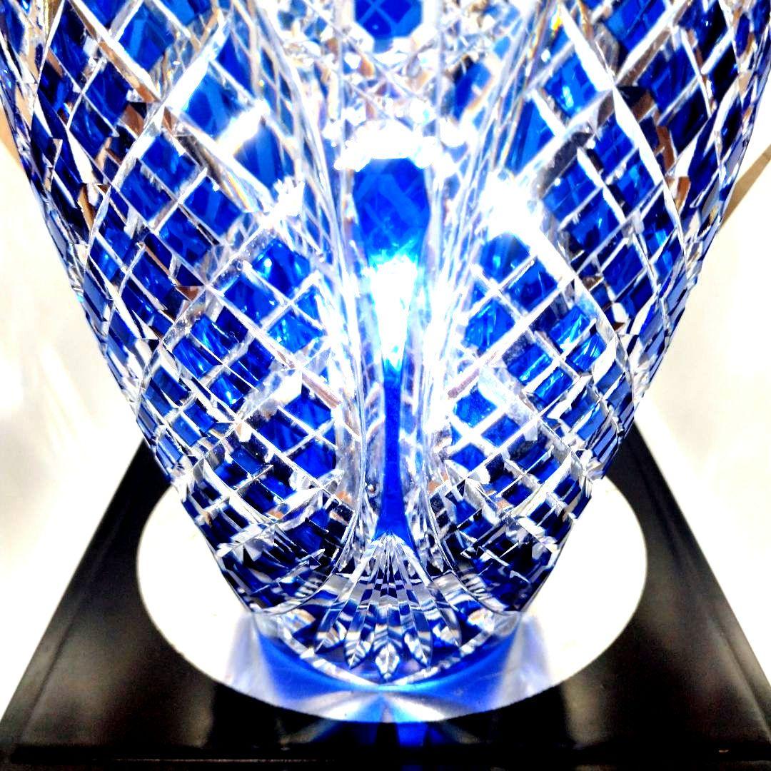 新品未使用カガミクリスタル江戸切子笹っ葉八角籠目文花瓶花器フラワーベース薩摩切子