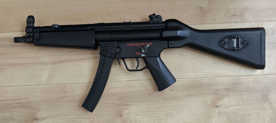 東京マルイ　スタンダード電動ガン　MP5A4 サバゲー