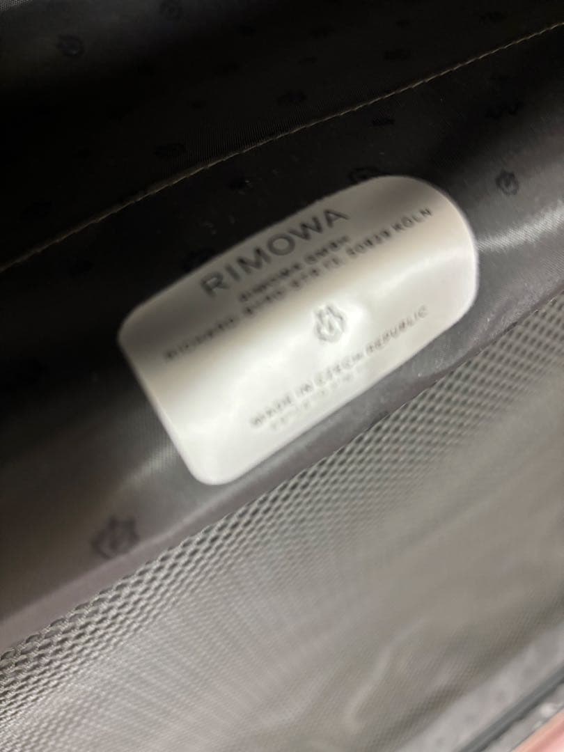 限定色！！RIMOWA国内完売品！バレリーナピンクEssential Lサイズ
