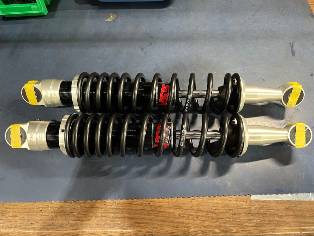 NJ4DA グラストラッカービックボーイYSSリヤサスペンション美品　ST250