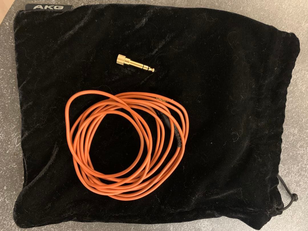 AKG K712 PRO 開放型モニターヘッドホン（箱無し）