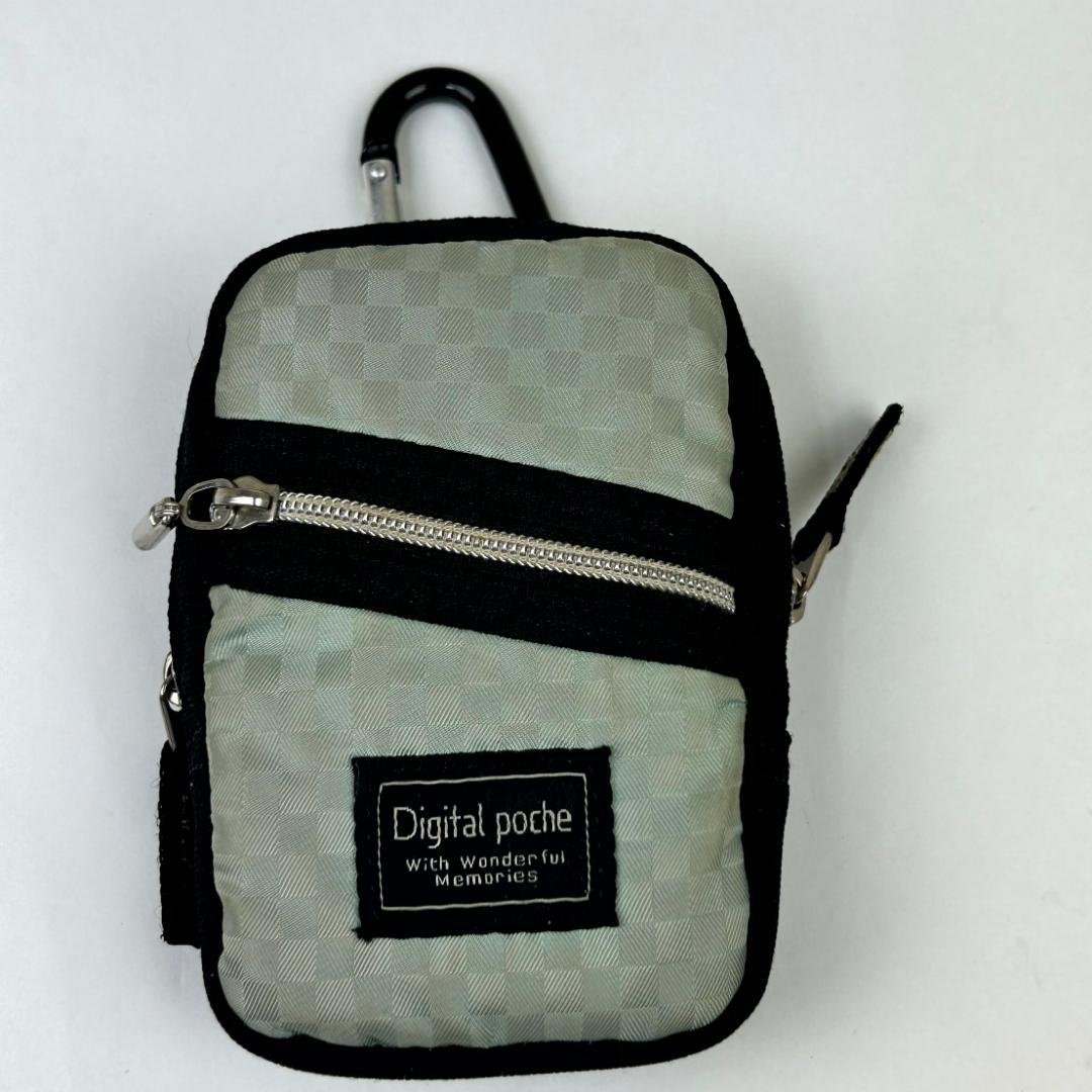 【ジャンク扱い】Nikon COOLPIX S3300 デジカメ　元箱・取説付