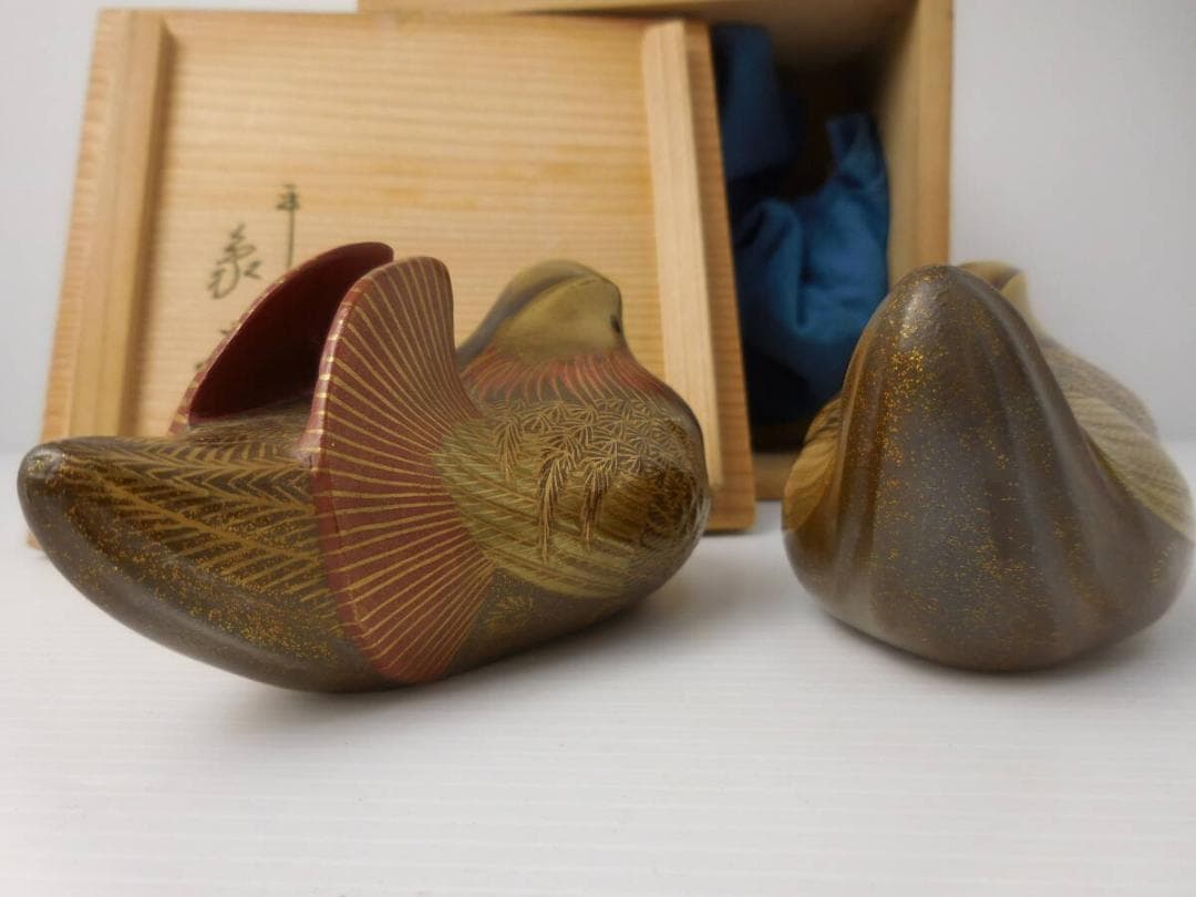 象彦　陶器製　鴛鴦（おしどり）の置物