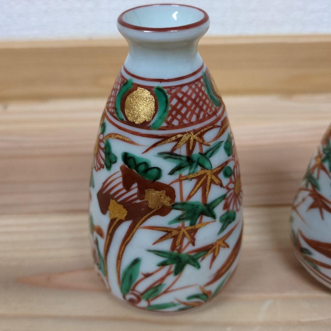 永楽善五郎　赤絵金彩徳利　１対