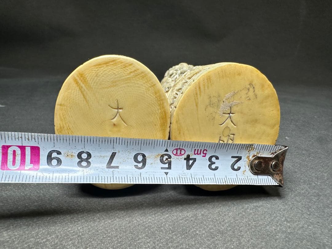 極上　天然素材　アンティーク　置物　骨董　飾り物　古美術品　 細密細工　彫刻