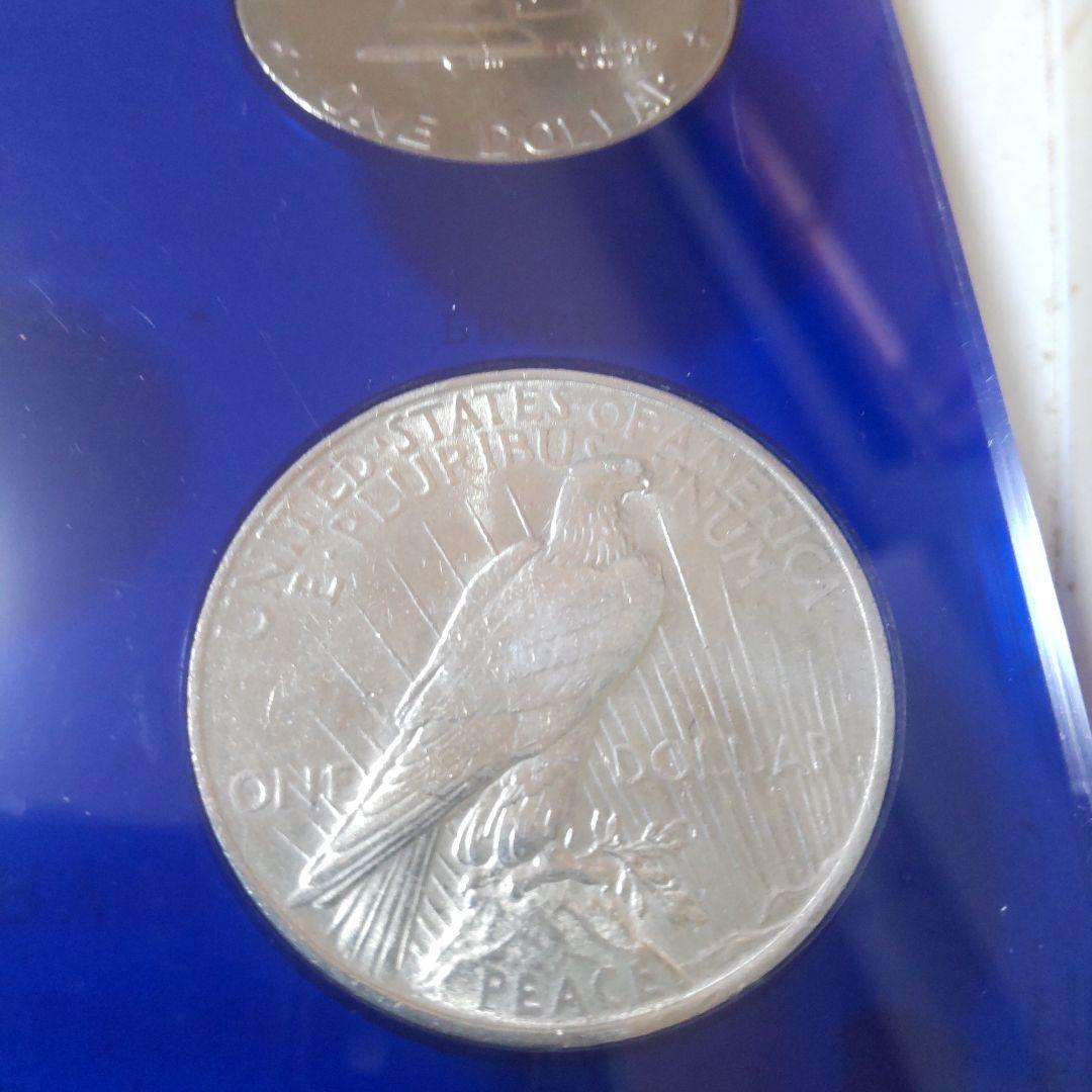 アメリカ合衆国20世紀の銀製ドルセット