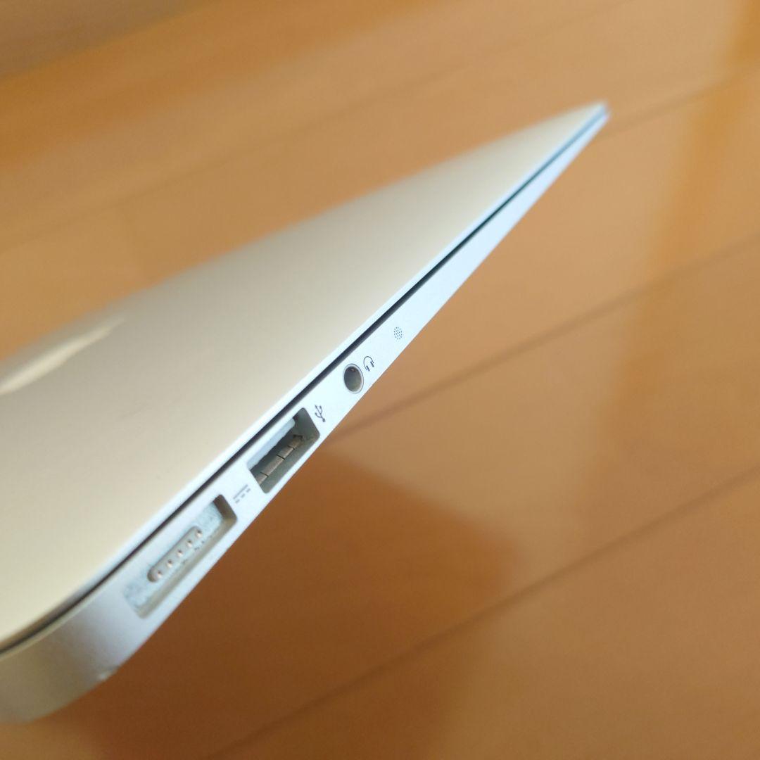 MacとWindowsの両方使える！✨️MacBook Air✨️Mid2012
