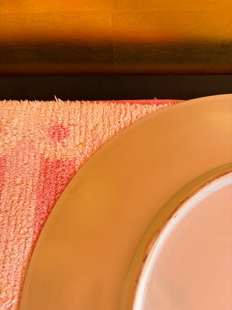 大皿　女性が描かれた大きな飾り皿