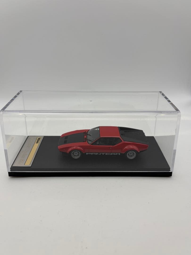 Detomaso PanteraGTS4ミニカー 赤 ケース付き