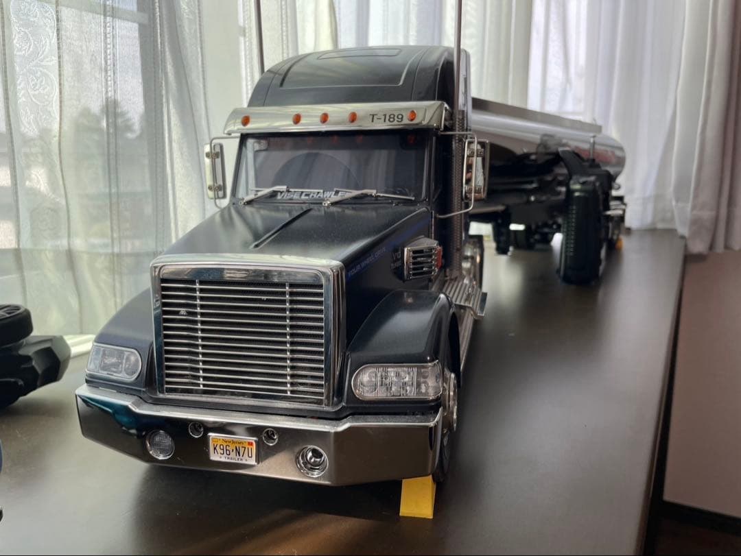 タミヤ 1/14ナイトハウラー