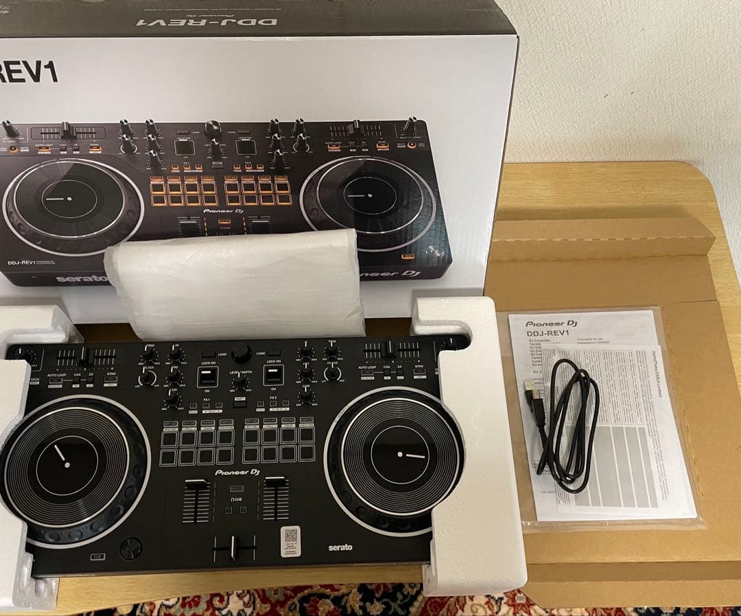 ［美品］‼️24時間限定価格‼️DDJ-REV1 djコントローラー