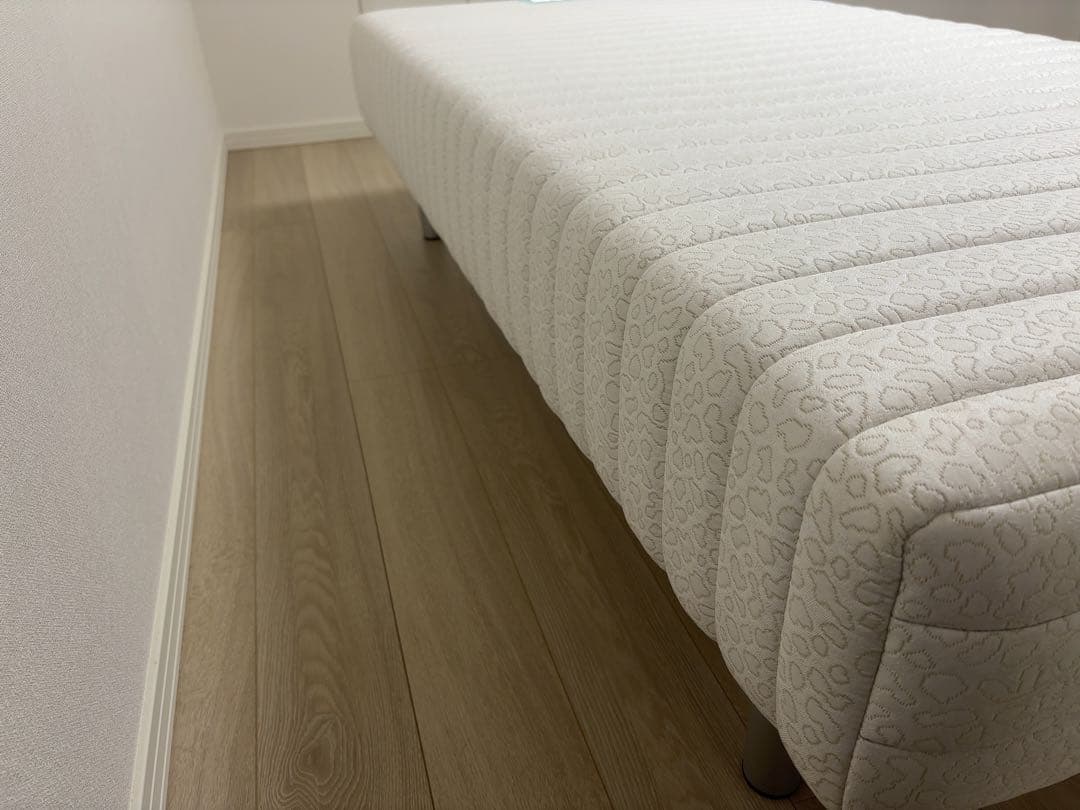 美品　France Bed 脚付きマットレスシングルベッド　ハイタイプ