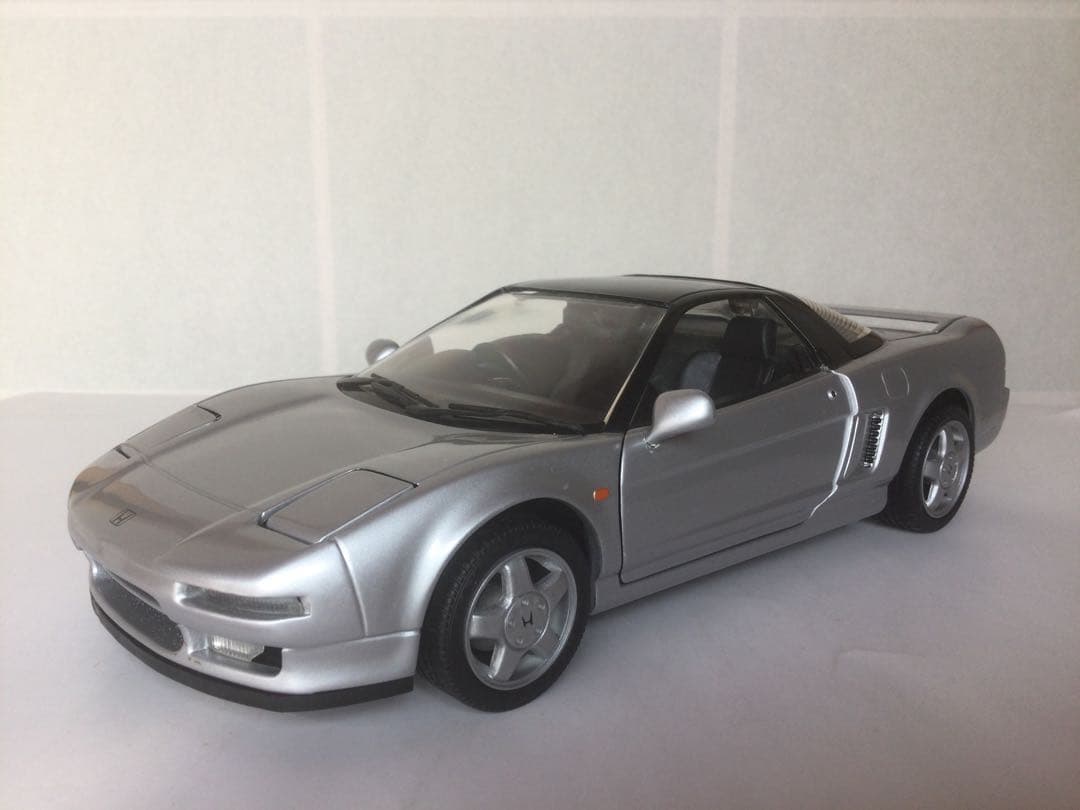 京商　ホンダ　NSX ミニカー　シルバー　1/18