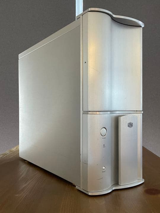 【アルミ製デザインPCケース】CoolerMaster TAC-T01-E1J