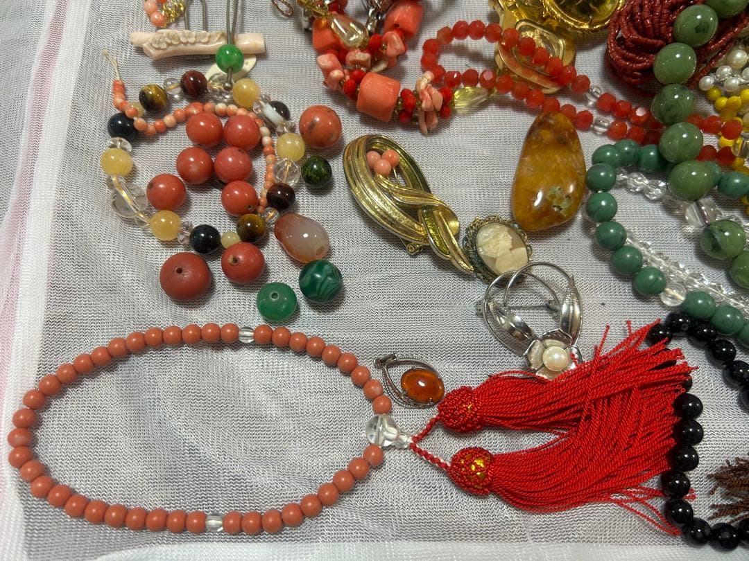 値下げアクセサリー 珊瑚風 翡翠風 パール ネックレス 数珠等 色々 大量セット