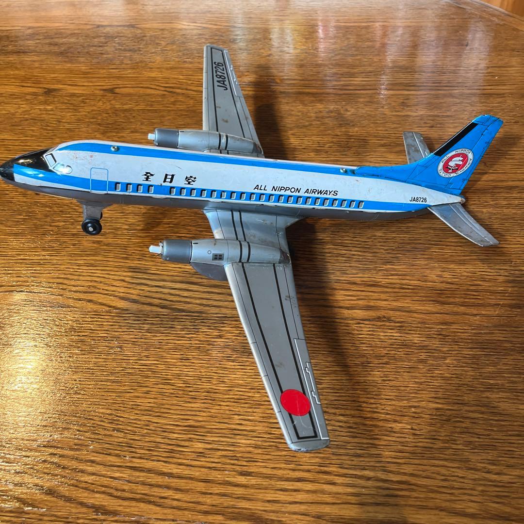 貴重　レア　全日空YS11 モヒカン　ブリキの飛行機