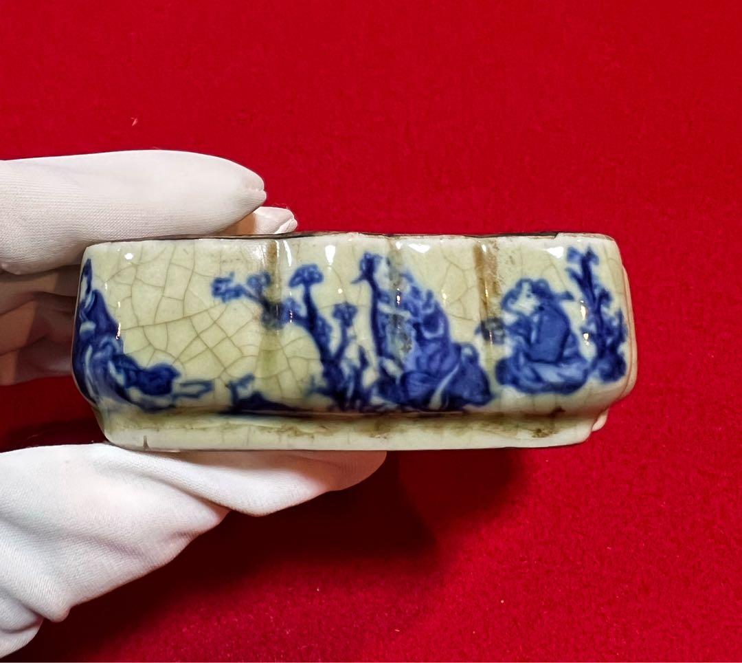 中国美術 古玩 道光年製 山水 人物 獅子紋樣春宫人物蝶々 蓋合 香合 小物入れ