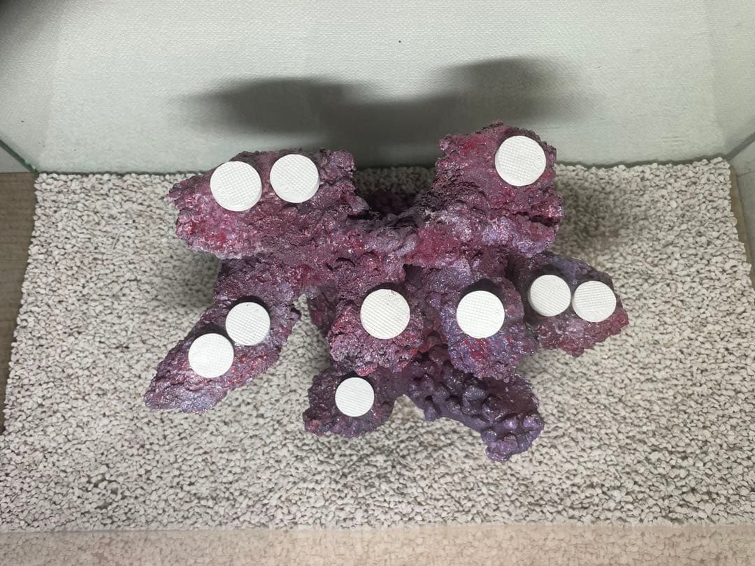 【送料無料】人工ライブロック　PHR18／10穴加工　アク抜き済み安心塗料使用