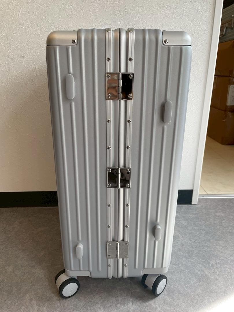 3000円オフ！リベティ多機能キャリーケース【マットシルバーМサイズ】69