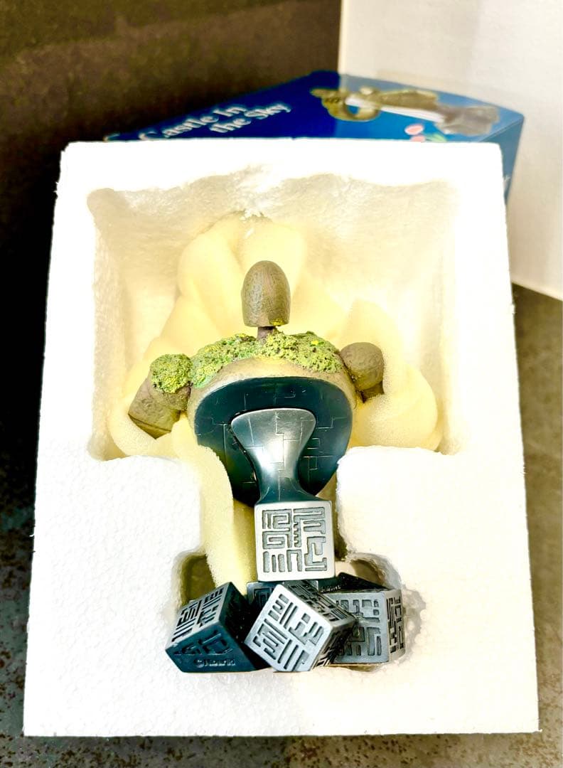 【新品未使用・希少！】スタジオジブリ 『天空の城ラピュタ』 ロボット兵 一輪挿し