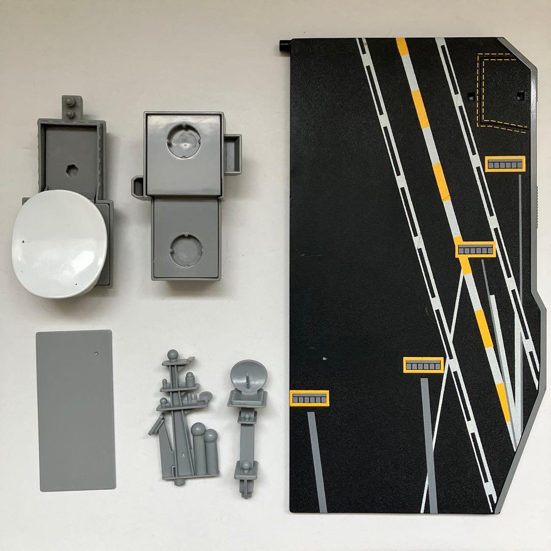 トミカ　カーズ　プレーンズ　フライゼンハワー