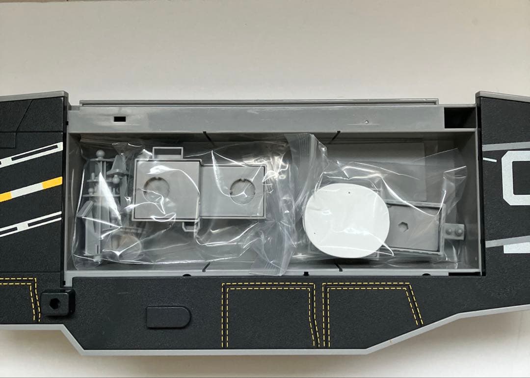 トミカ　カーズ　プレーンズ　フライゼンハワー