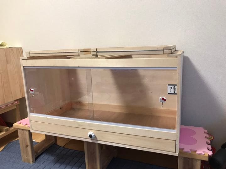 爬虫類の手作り木製ゲージです！我が家ではフトアゴヒゲトカゲちゃんのハウスに！