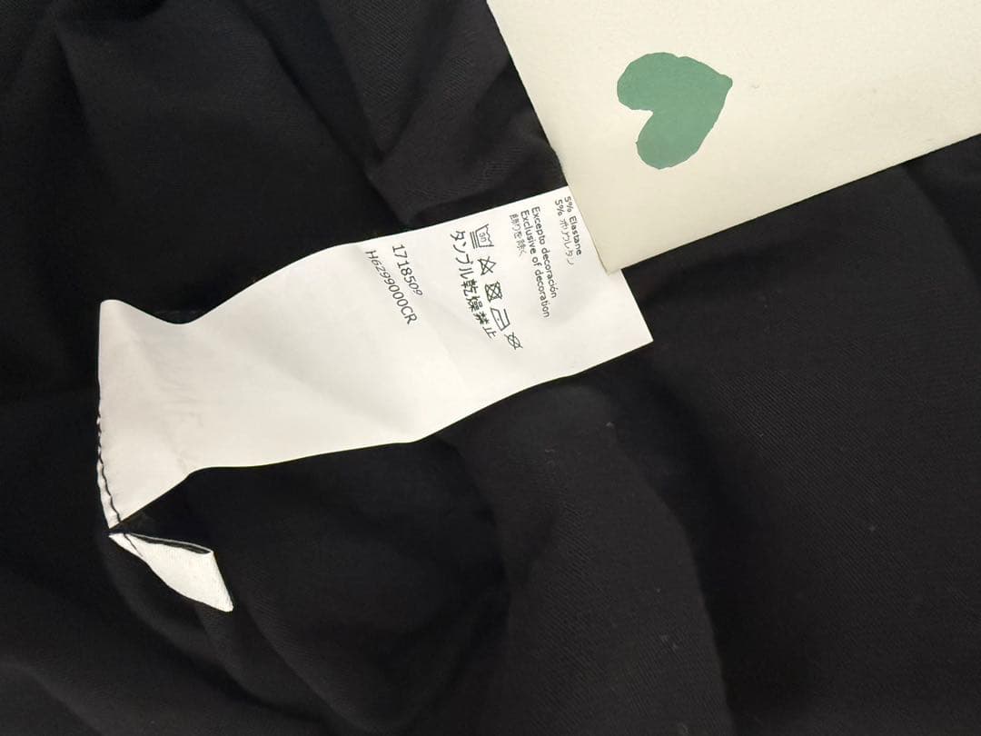 #新品# LOEWE 黒 Tシャツ ロゴ刺繍 Lサイズ