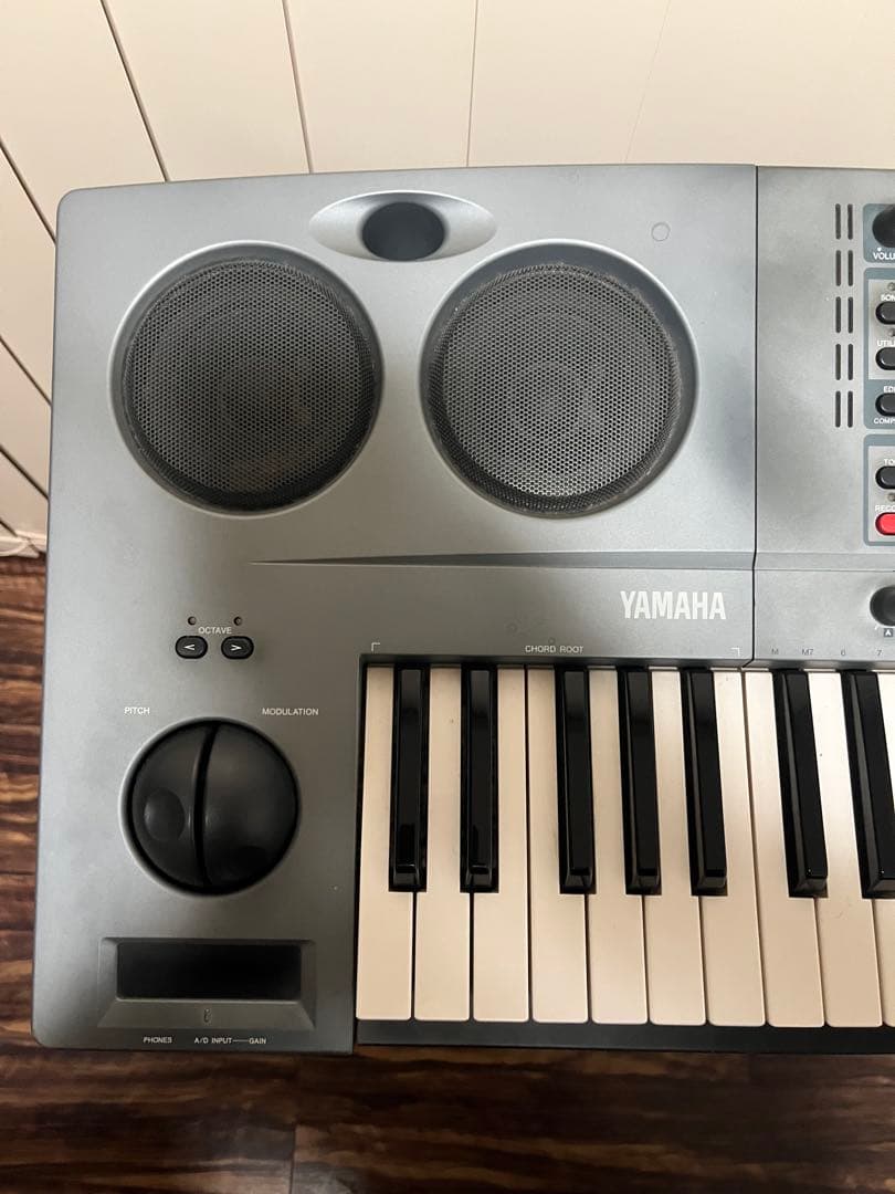 Yamaha EOS 2000 シンセサイザー