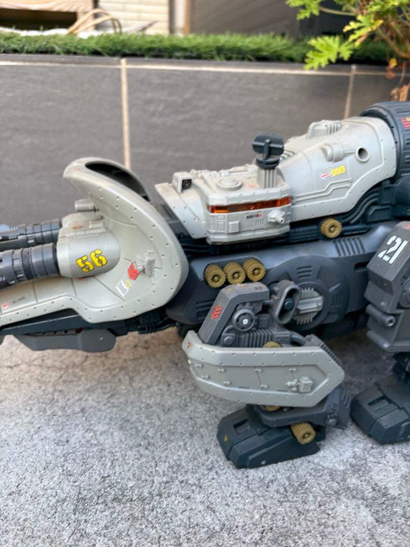 ア*ル様 旧ゾイド マッドサンダー ZOIDS 現状品です。