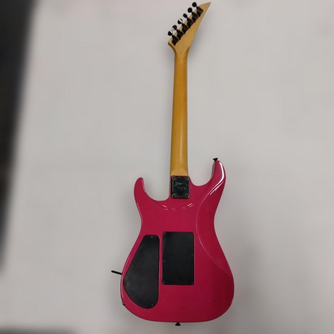 ④日本製 CHARVEL BY JACKSON エレキギター