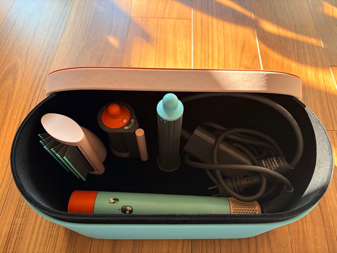 Dyson Airwrap™ マルチスタイラー HS05