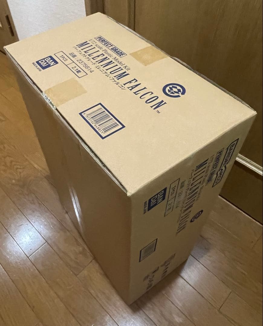 PERFECT GRADE 1/72 ミレニアム・ファルコン【再販】2025.9