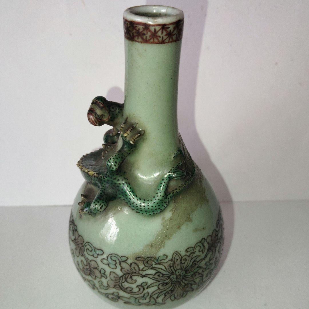 青磁の花瓶、一輪挿し　骨董