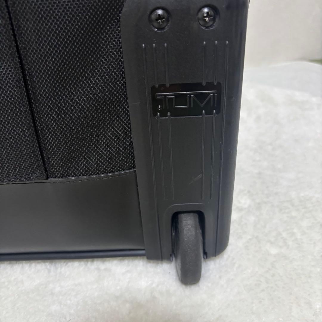 【極希少】TUMI トゥミ ビジネス キャリーケース 機内持込対応 2輪　鍵付