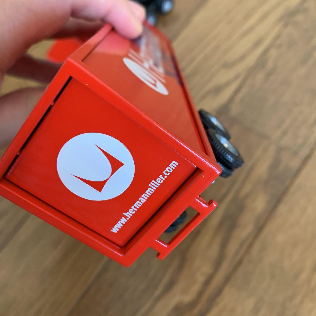 HermanMiller ミニカー 非売品