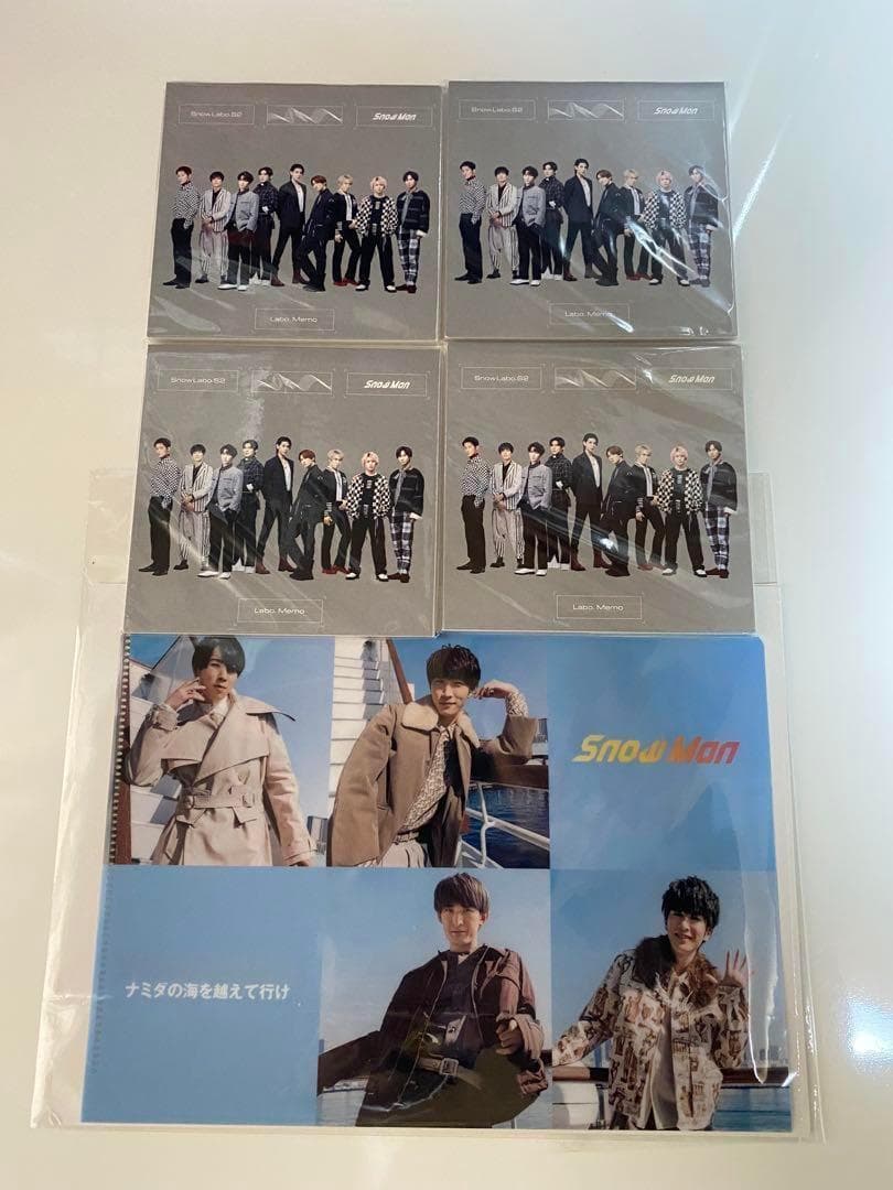 【今だけ値下げ‼︎】大人気【Man】 メモ帳 4個 クリアファイル 1枚