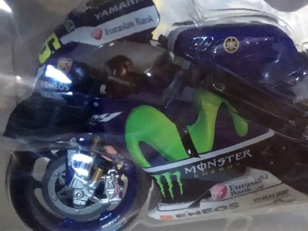 限定品 ミニチャンプス 1/12 モビスター ヤマハ YZR-M1 16 ロッシ