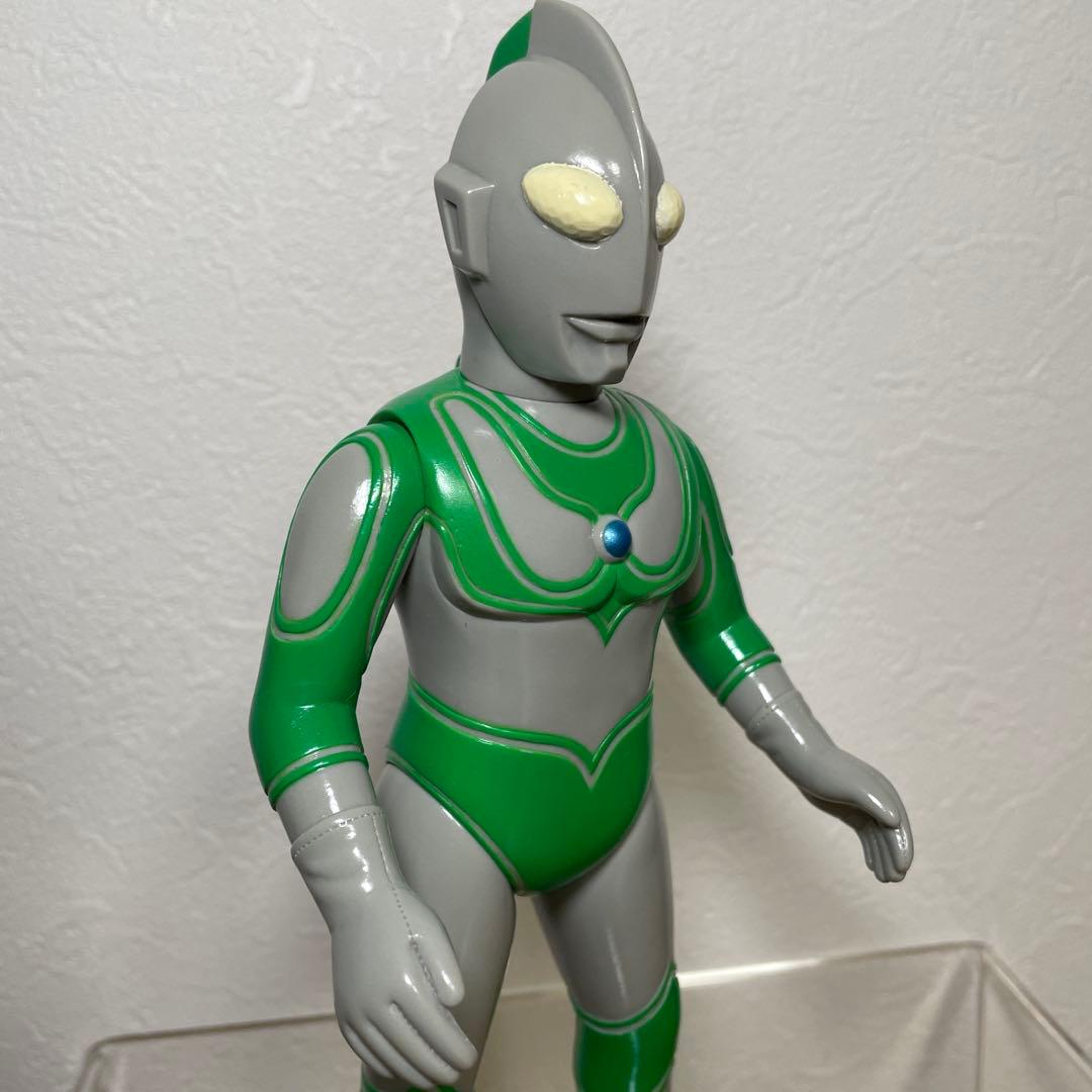 d*3様 ソフビ　Ｍ78星雲人（光の国の人びと）