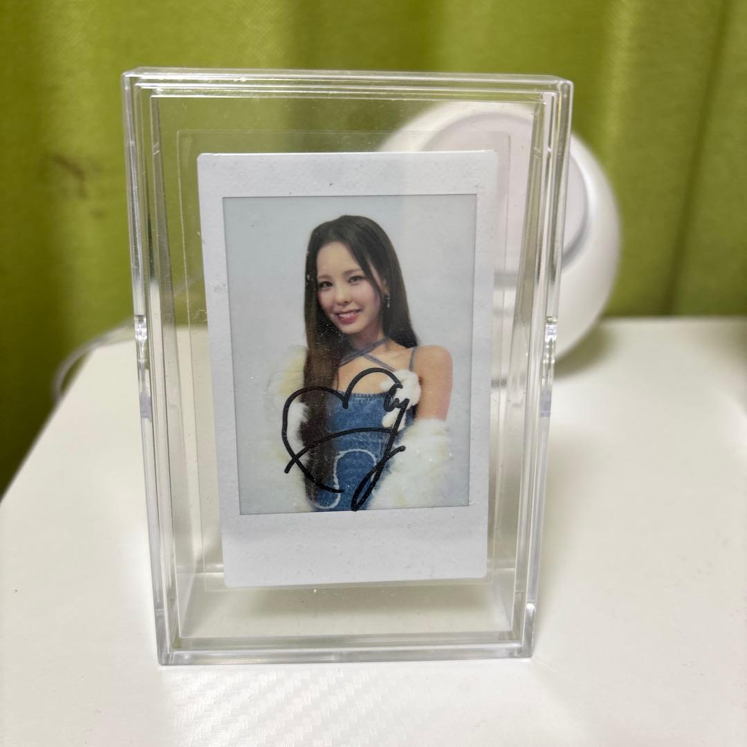 NiziU マコ 直筆サイン入りチェキ