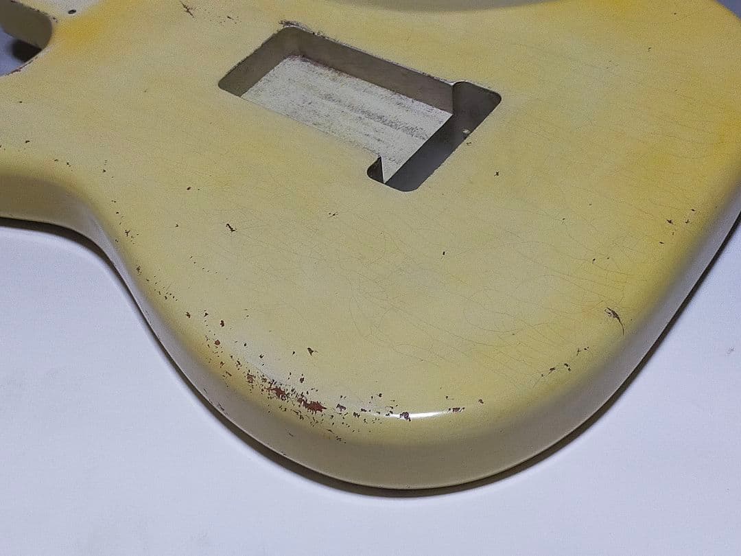 フェンダージャパンネック/マホガニー2Pレリックボディ