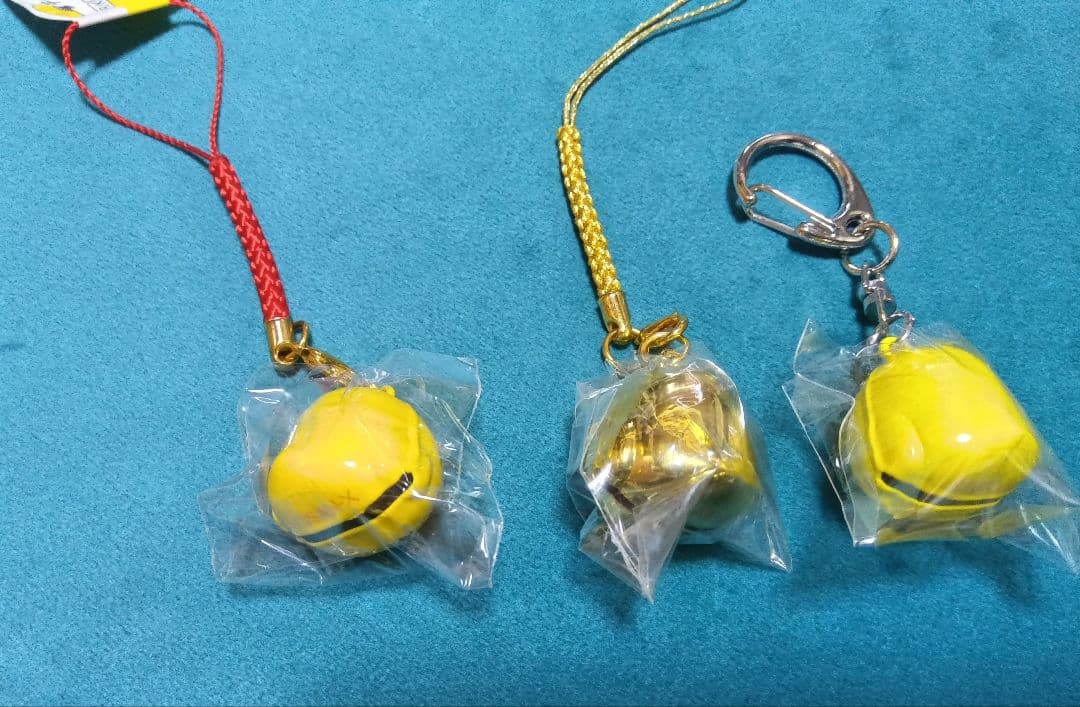 キイロイトリ ぬいぐるみ缶バッジ 鈴 ストラップ 他26点セット 匿名配送