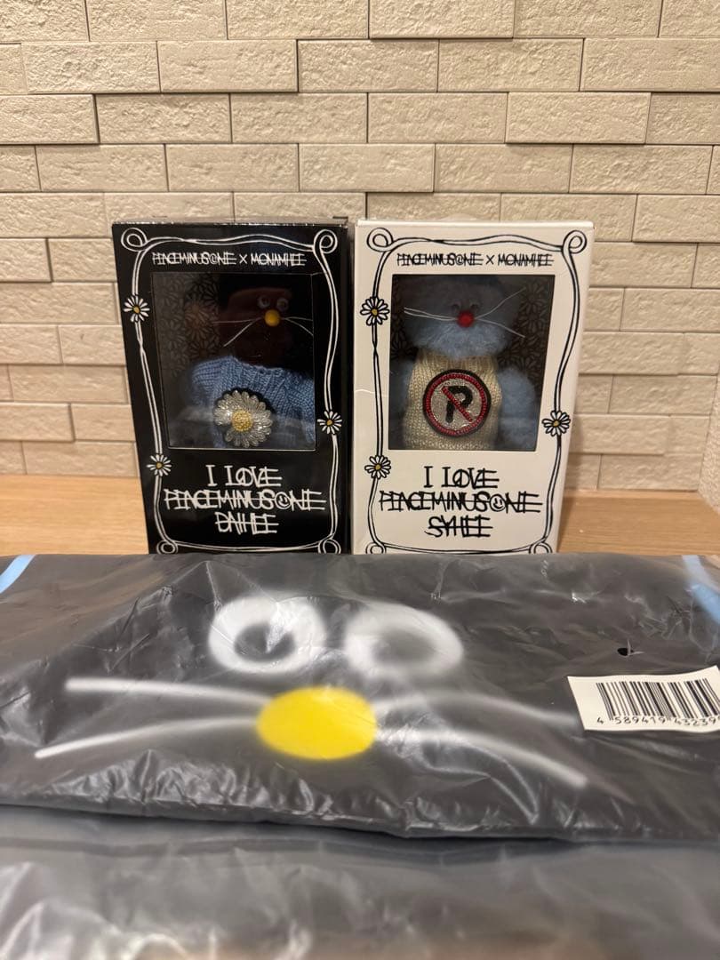 peaceminusone x monamhee キーホルダー モナムヒ