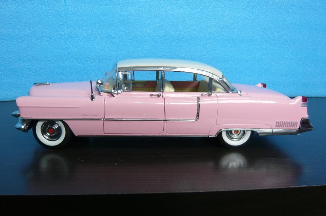 ミニカー MRC 1/18 LICENSED